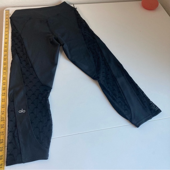ALO Yoga Airlift Mesh High-Waist Celeste Capri Black Size M - Picture 6 of 7
